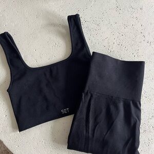 SET Active Sculptflex Sporta Bra and Leggings Set